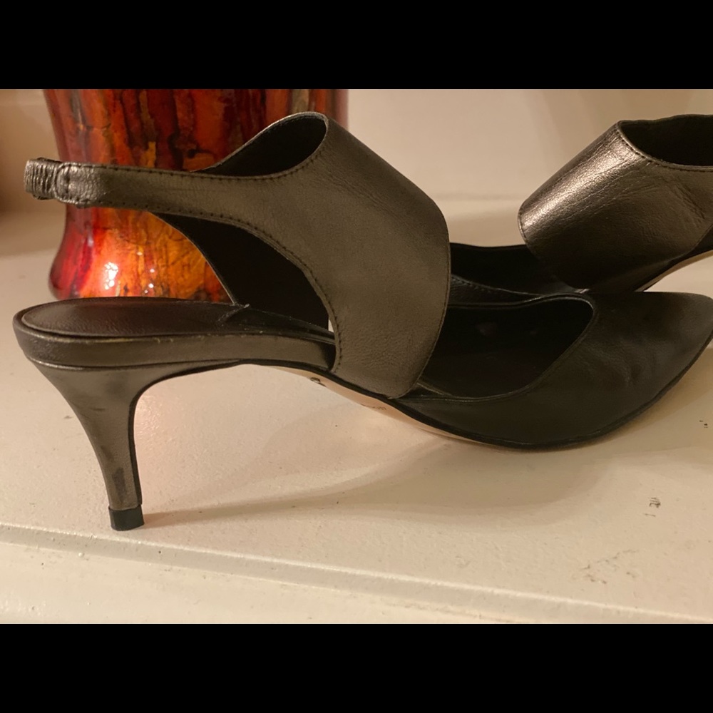 Heels - Picture 5 of 9